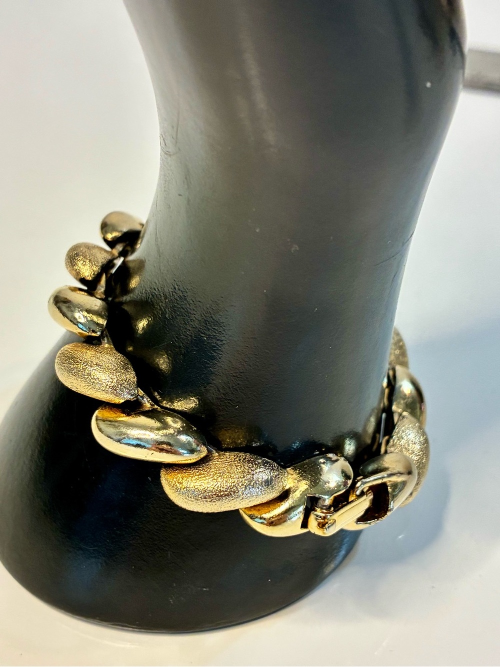 VTG Gold-Tone Mixed Finish Link Bracelet Heavy Elegant High Low Every Day 90s